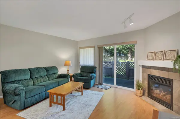 396 Harrogate Rd # 11, Campbell River BC V9W 1W2 - 2 bed, 1 bath in Campbell River