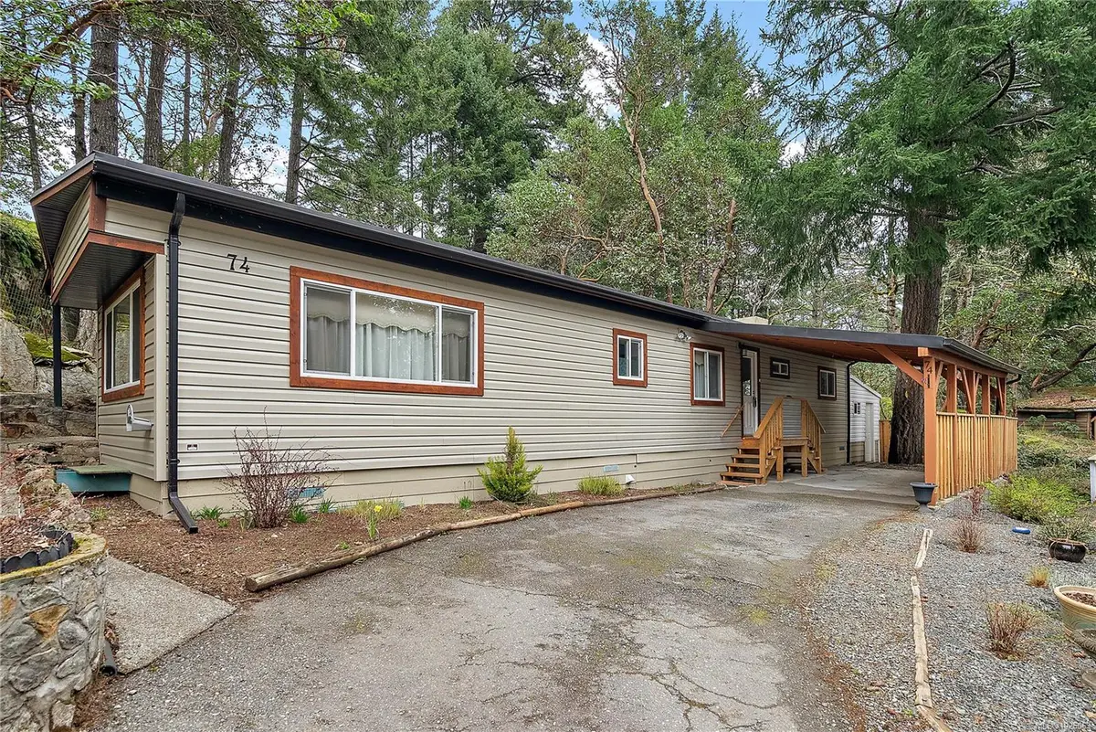 2500 Florence Lake Rd # 74, Langford BC V9B 4H2