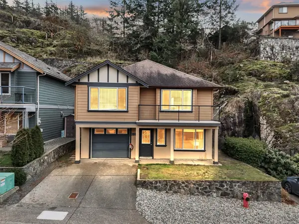 609 Kingsview Ridge, Langford BC V9B 6T5 - 4 bed, 3 bath in Langford