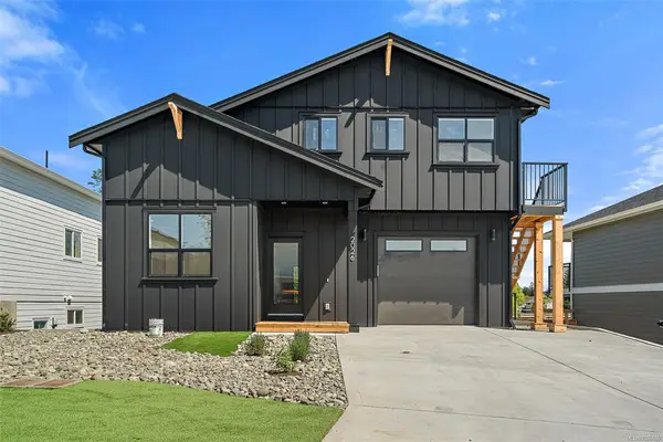 2026 Stone Hearth Lane, Sooke BC V9Z 1L3 - 5 bed, 4 bath in Sooke