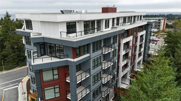 6320 Sentinal Dr # 505, Nanaimo BC V9V 1W4 - 2 bed, 2 bath in Nanaimo