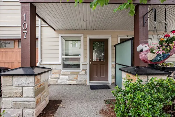 2889 Carlow Rd # 107, Langford BC V9B 2S3 - 4 bed, 4 bath in Langford