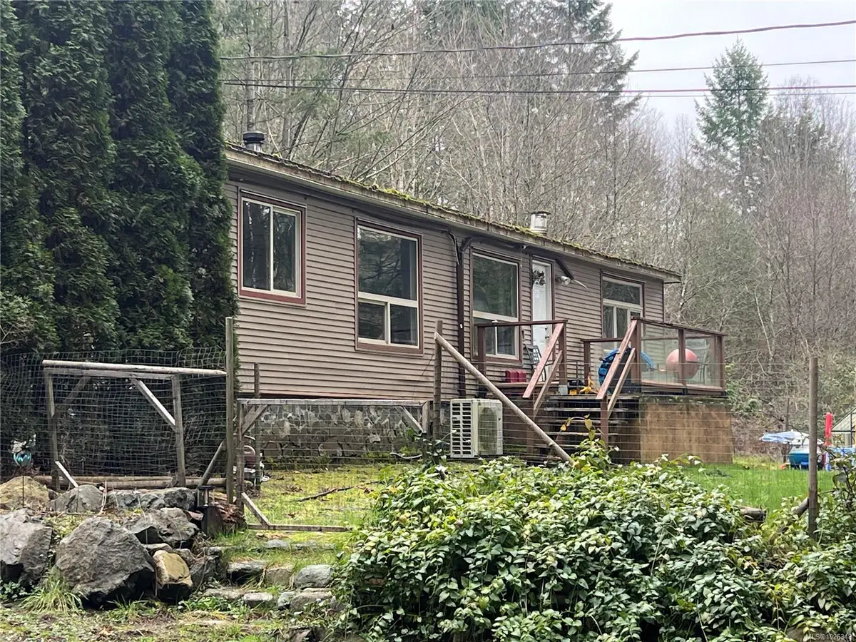 997 Cedar Rd, Nanaimo BC V9X 1K9