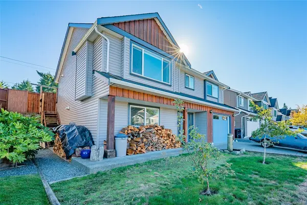 2174 Village Dr, Nanaimo BC V9X 0A7 - 4 bed, 2 bath in Nanaimo