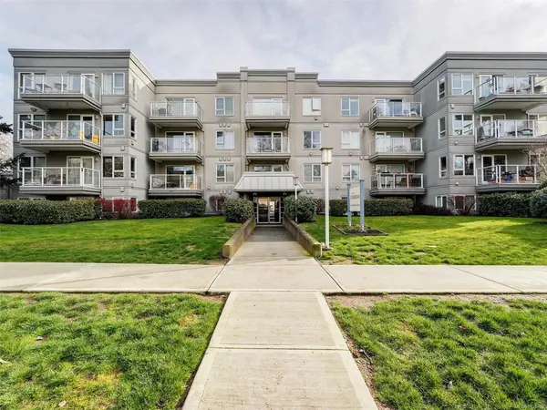 2647 Graham St # 403, Victoria BC V8T 3Y8 - 2 bed, 1 bath in Victoria