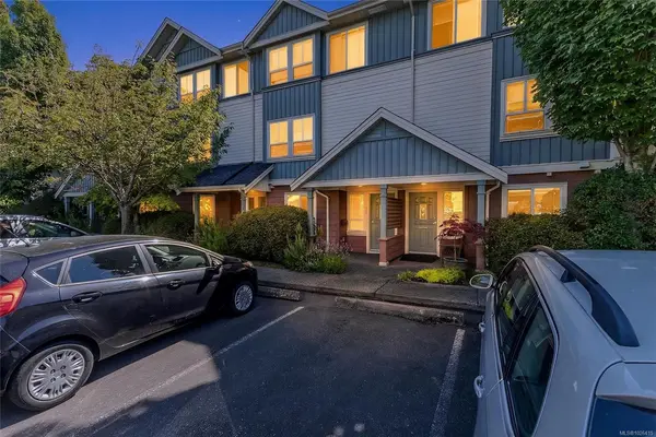 1019 North Park St # 20, Victoria BC V8T 5L4 - 3 bed, 2 bath in Victoria