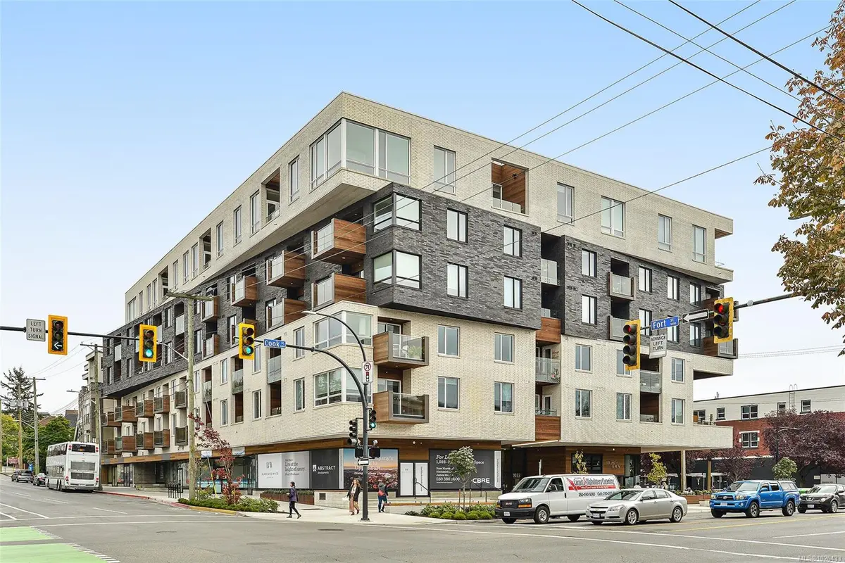 1033 Cook St # 211, Victoria BC V8V 0E1