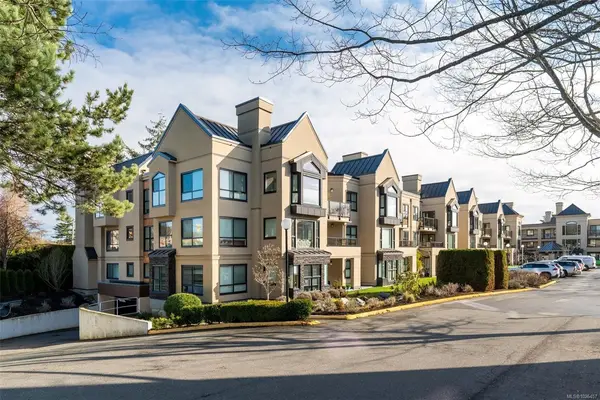 3969 Shelbourne St # 306, Saanich BC V8N 6J5 - 2 bed, 2 bath in Saanich