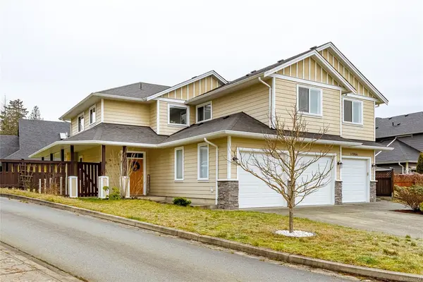 5966 Tower Pl, Duncan BC V9L 0E1 - 6 bed, 5 bath in Duncan