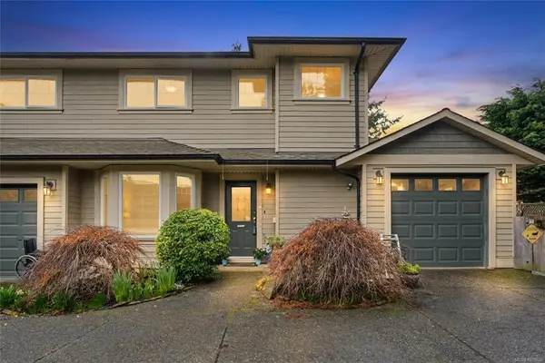 10372 Bowerbank Rd, Sidney BC V8L 3L7