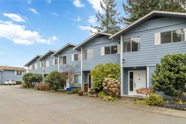 6110 Seabroom Rd # 6, Sooke BC V9Z 0B8 - 2 bed, 2.0 bath in Sooke