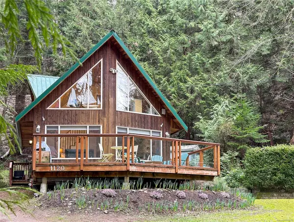 1120 Chappel Pl, Gabriola Island BC V0R 1X2 - 2 bed, 2 bath in Gabriola Island