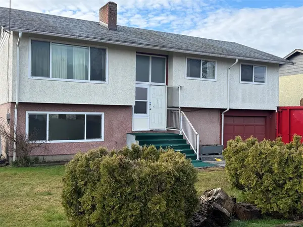 541 Nova St, Nanaimo BC V9R 1C6 - 4 bed, 2 bath in Nanaimo