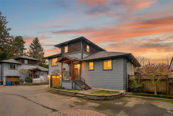 1031 Lomas Rd # 5, Duncan BC V9L 2N2 - 3 bed, 3 bath in Duncan