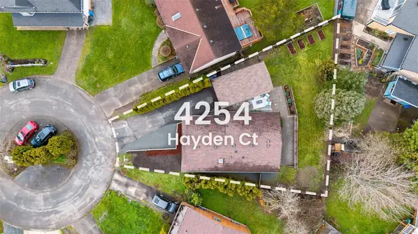 4254 Hayden Crt, Saanich BC V8Z 6S2