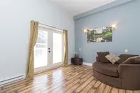 View 32