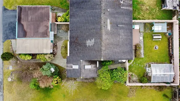 7710 Cedar Pl, Port Hardy BC V0N 2P0 - 4 bed, 2.0 bath in Port Hardy