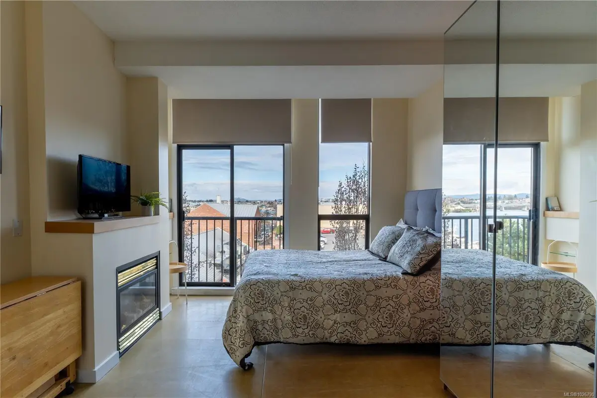 409 Swift St #419, Victoria BC V8W 1S2