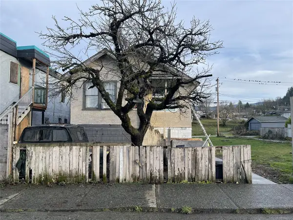 3623 4th Ave, Port Alberni BC V9Y 4H5 - 4 bed, 2 bath in Port Alberni