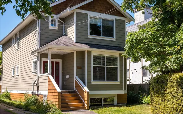 257 Michigan St, Victoria BC V8V 1R4 - 4 bed, 4 bath in Victoria