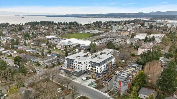 1102 Esquimalt Rd # 203, Esquimalt BC V9A 0L3 - 1 bed, 1 bath in Esquimalt