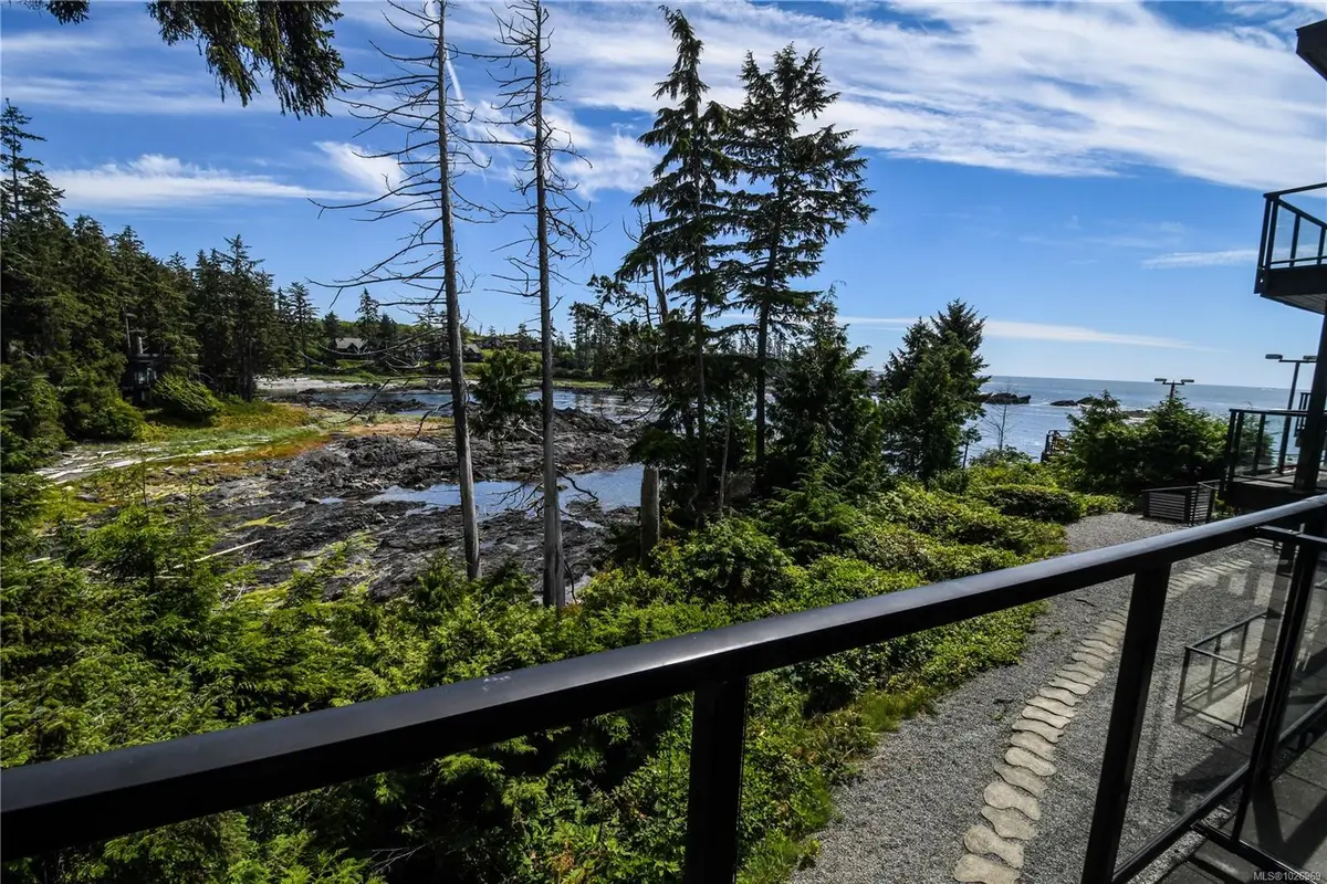 596 Marine Dr # 204, Ucluelet BC V0R 3A0