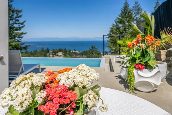 2080 Rolston Pl, Nanoose Bay BC V9P 9H4 - 4 bed, 4 bath in Nanoose Bay