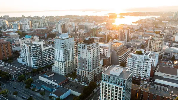 845 Johnson St # 1002, Victoria BC V8W 0G3 - 2 bed, 1 bath in Victoria