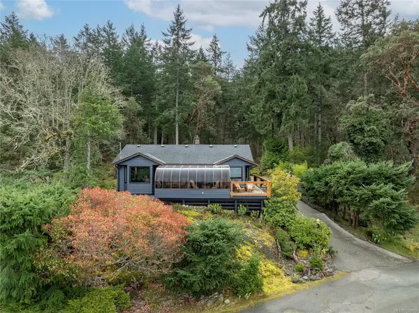 3141 Swallow Cres, Nanoose Bay BC V9P 9J2 - 2 bed, 2 bath in Nanoose Bay