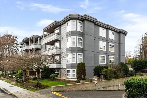 1580 Christmas Ave # 403, Saanich BC V8P 2X2 - 1 bed, 1 bath in Saanich