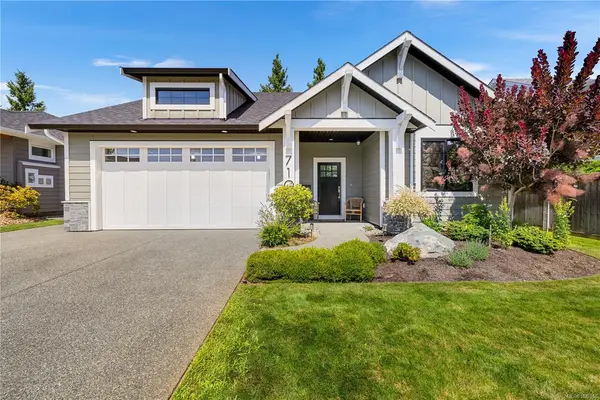 710 Salal St, Campbell River BC V9H 0E6 - 3 bed, 2 bath in Campbell River