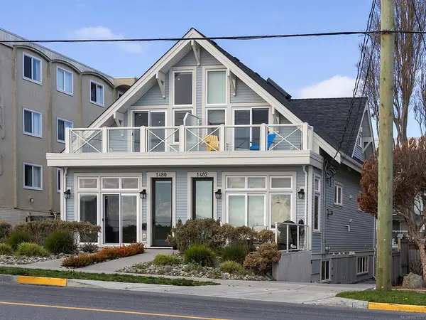 1480 Dallas Rd, Victoria BC V8S 1A2 - 4 bed, 4 bath in Victoria