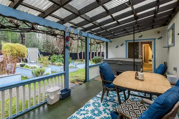 2700 Woodburn Rd # 113, Campbell River BC V9W 4R4 - 3 bed, 2 bath in Campbell River