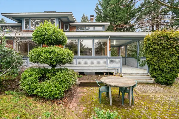 2441 Evanshire Cres, Nanoose Bay BC V9P 9G7 - 3 bed, 3 bath in Nanoose Bay