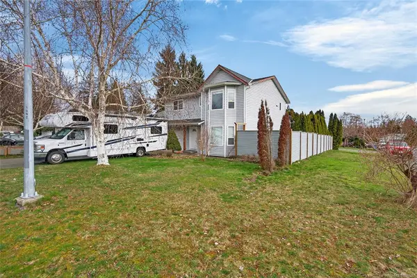 2623 Cook Rd, Campbell River BC V9W 1T2 - 4 bed, 3 bath in Campbell River