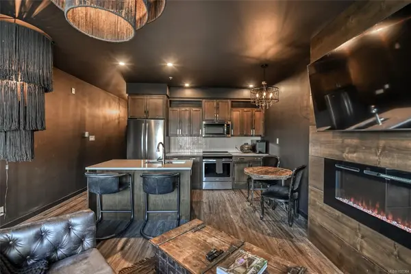 91 Chapel St # 302, Nanaimo BC V9R 0J3 - 1 bed, 1 bath in Nanaimo