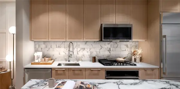 427 Lampson St # 211, Esquimalt BC V9A 0K5 - 1 bed, 1 bath in Esquimalt