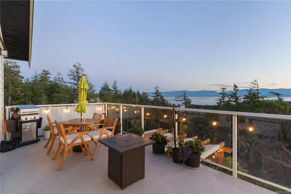 5280 East Sooke Rd # D, Sooke BC V9Z 1B8 - 3 bed, 2 bath in Sooke