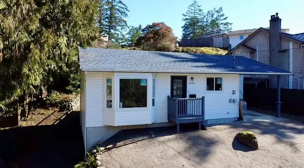 3193 King Richard Dr, Nanaimo BC V9T 4A1 - 2 bed, 1 bath in Nanaimo