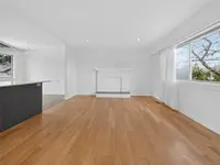 View 32