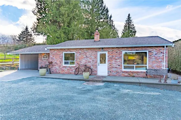 10934 Chemainus Rd, Saltair BC V9G 1Z4 - 2 bed, 1.0 bath in Saltair