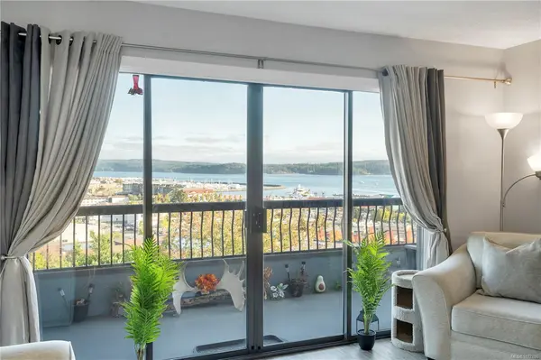 907 Cedar St # 204, Campbell River BC V9W 2W1 - 2 bed, 1 bath in Campbell River