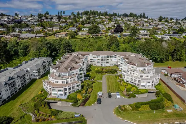 350 Island Hwy S # 105, Campbell River BC V9W 1A5 - 2 bed, 2 bath in Campbell River