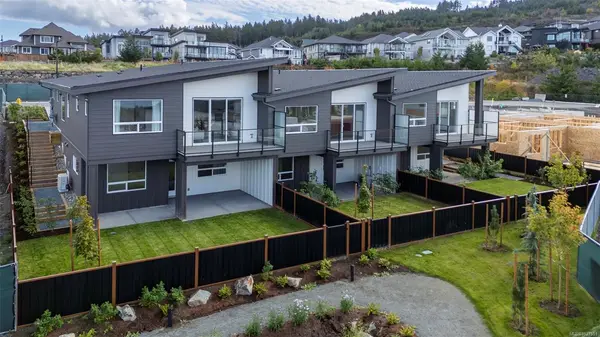 3116 Woodrush Dr # 125, Duncan BC V9L 0G1 - 3 bed, 3 bath in Duncan