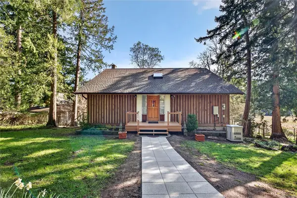 111 Baker Rd, Salt Spring BC V8K 2N6 - 3 bed, 3 bath in Salt Spring