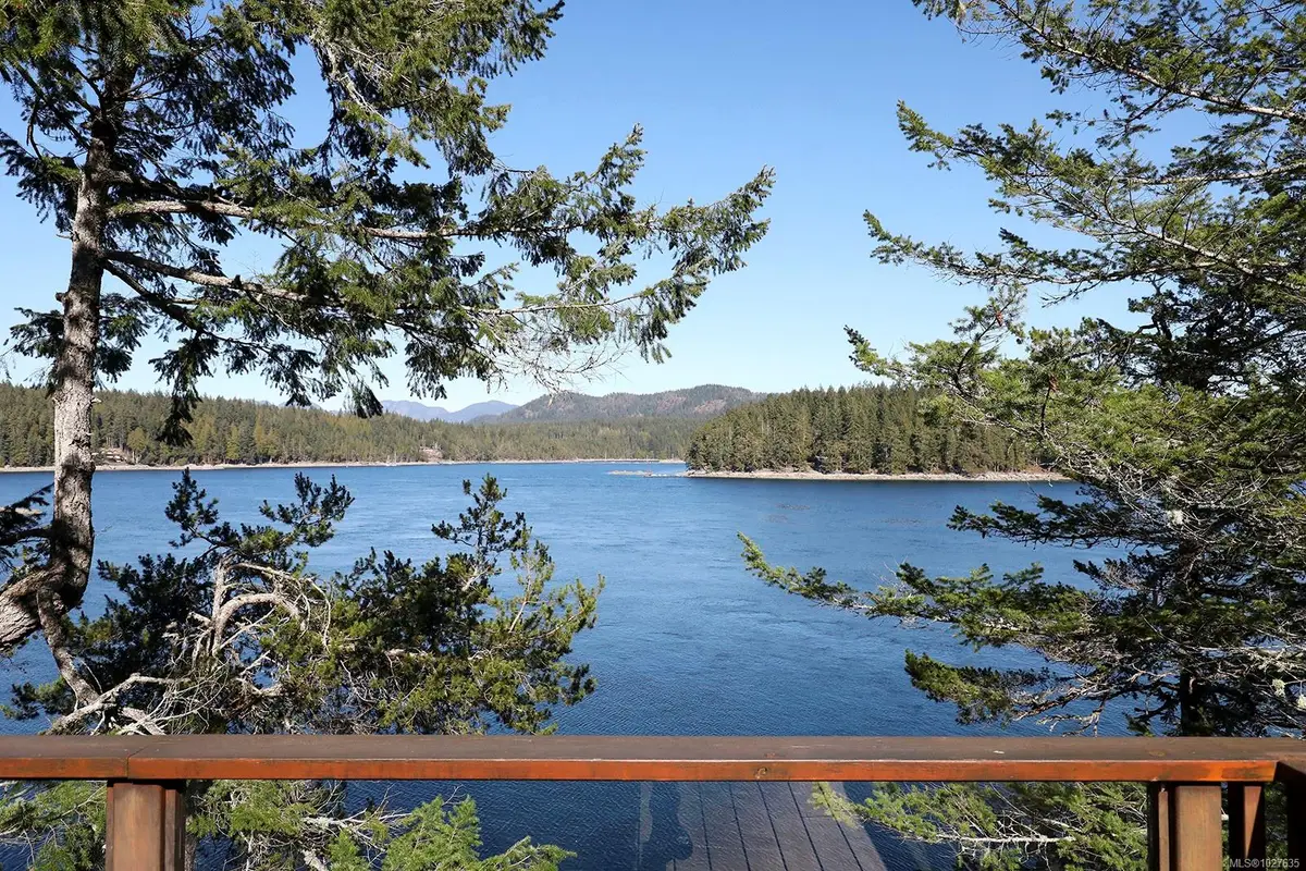 651 Gorge Harbour, Cortes Island BC V0P 1Z0
