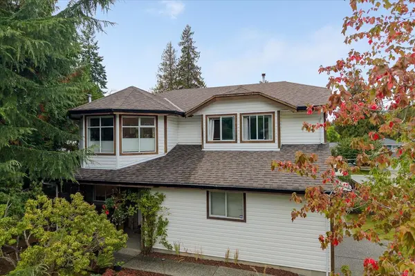 5853 Tweedsmuir Cres, Nanaimo BC V9T 5Y6 - 4 bed, 3 bath in Nanaimo