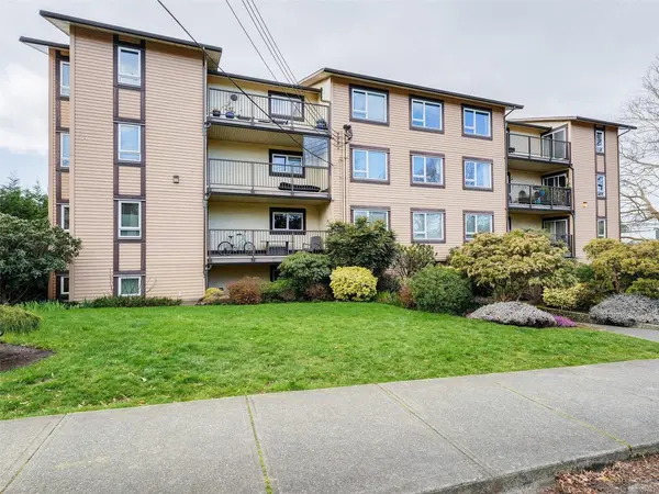 3258 Alder St # 202, Saanich BC V8X 1P2 - 2 bed, 1 bath in Saanich