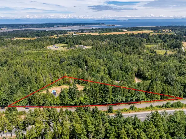 3840 SMALL Rd, Courtenay BC V9N 3Z8 - 3 bed, 2 bath in Courtenay