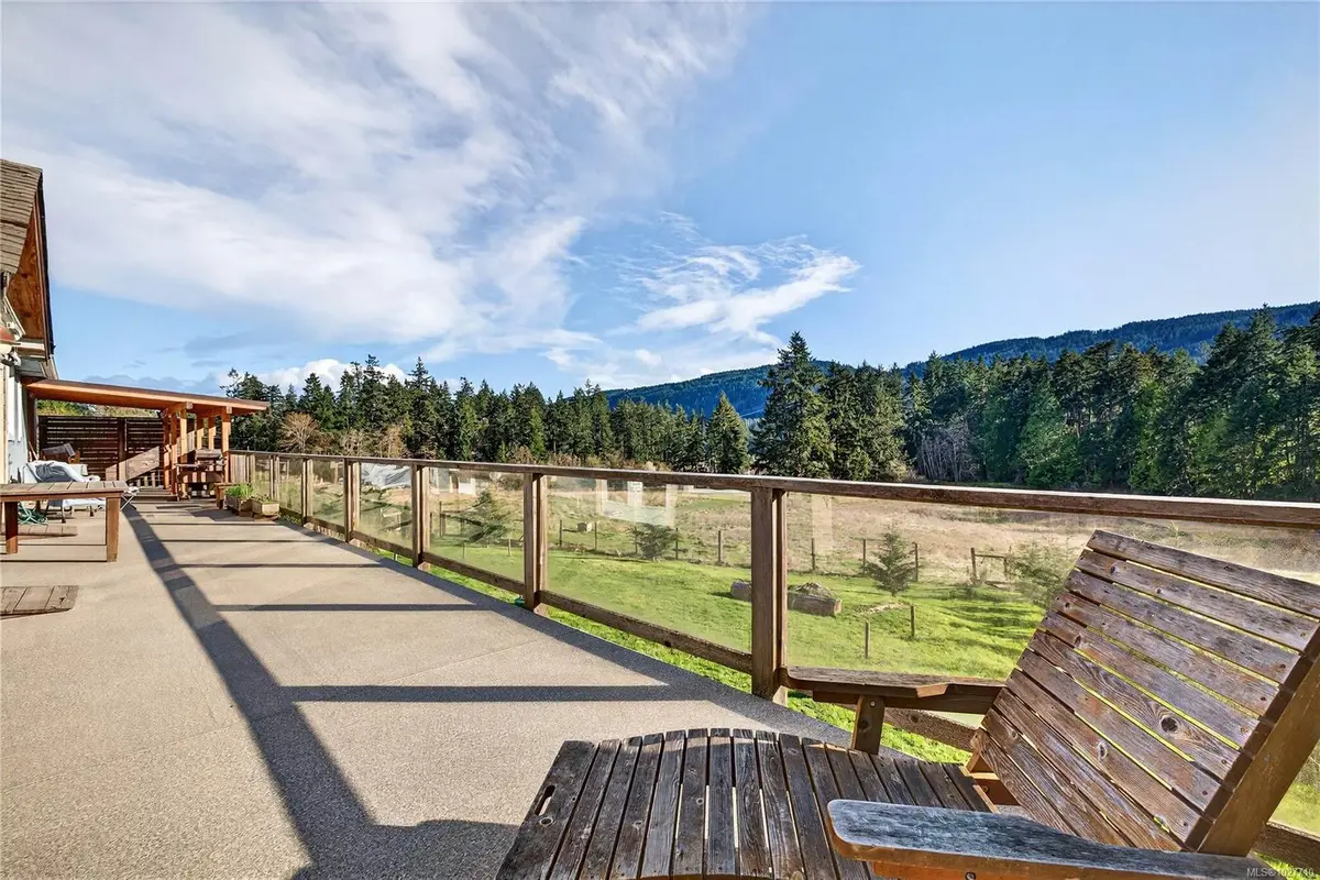 133 Baker Rd, Salt Spring BC V8K 2N6